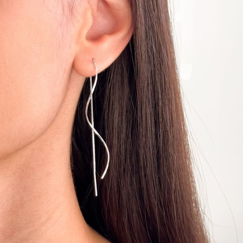 Brinco Fio Ondulado - Prata 925